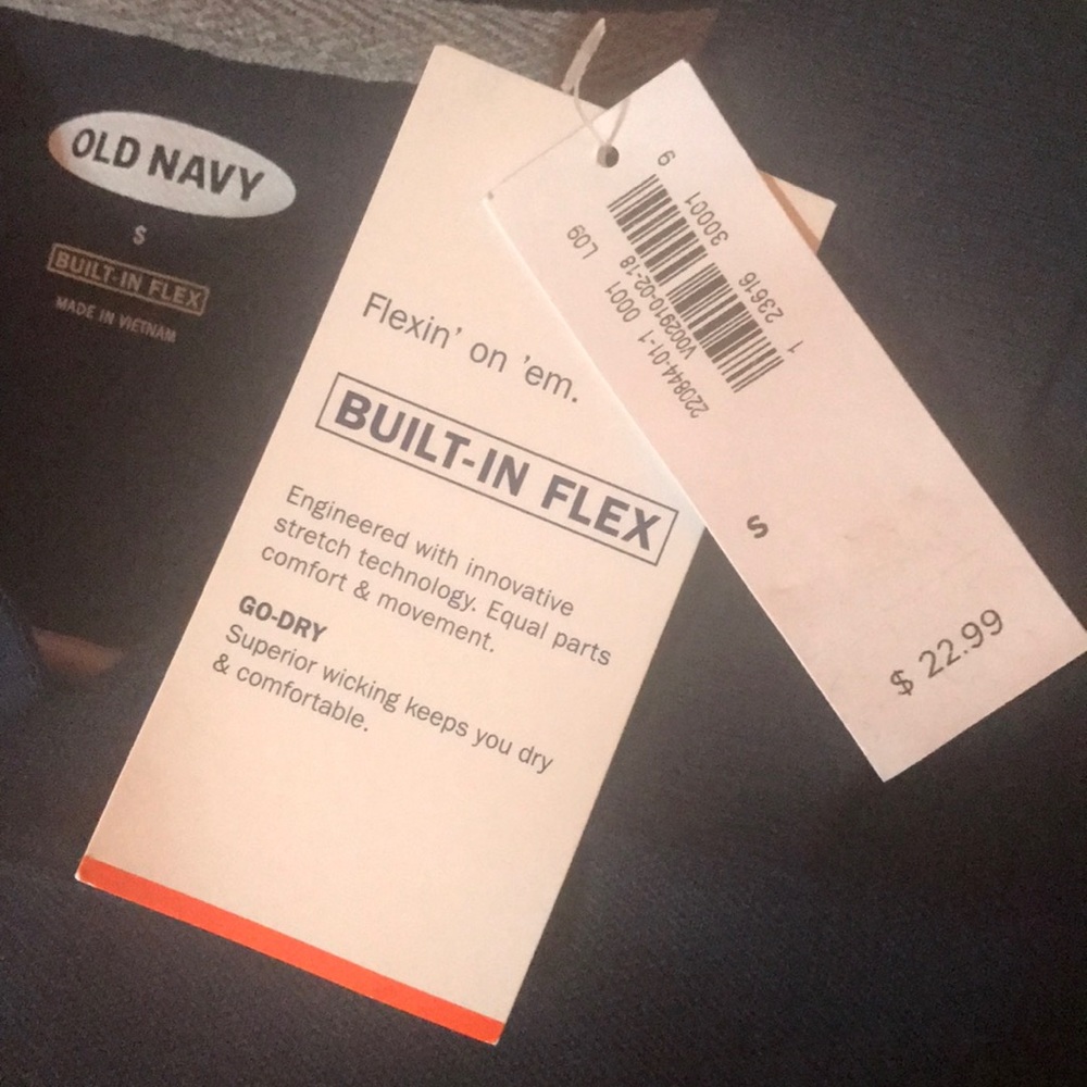 Old Navy Men's Polo Shirt - Picture 5 of 5